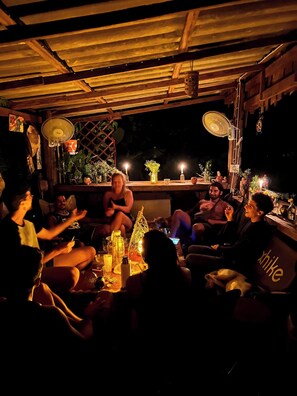 Chambre, 1 chambre, fumeurs | Restauration