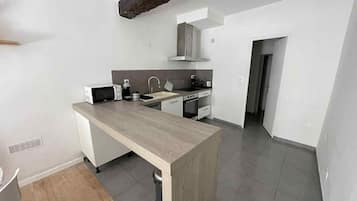 Microondas, horno y parrilla de estufa