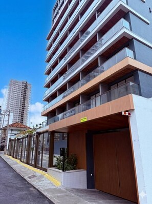 Studio, 1 Bedroom, Accessible, Balcony | Exterior - Barragoldstudio Vistamar Piscina Rooftop (Salvador)