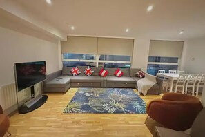 Living area - The Grange Serviced Apartment-3 (London)