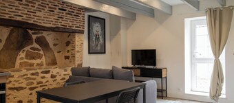 Quiet duplex gite near Zenith and clinic