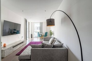 Apartment, 1 Bedroom, Accessible, Balcony | Living area - Modern Cozy Kingston Flat, 5 Mins to Train Station (Kingston Upon Thames)