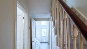 House, 3 Bedrooms, Accessible, Patio | Interior