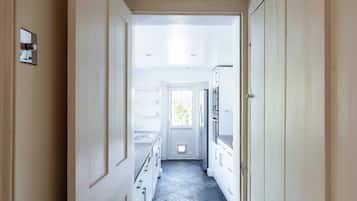 House, 3 Bedrooms, Accessible, Patio | Interior