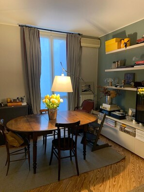 House - w Bright 2BR in Central Porta Venezia (Milan)