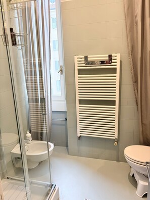 House - w Bright 2BR in Central Porta Venezia (Milan)