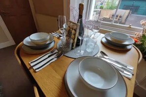 Apartment - Central-ground Floor-private Garden With Parking (Edinburgh)