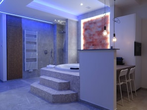 Studio, 1 Bedroom, Accessible, Smoking | Bathroom | Toilet paper - Salt Spa de Panne Center (De Panne)