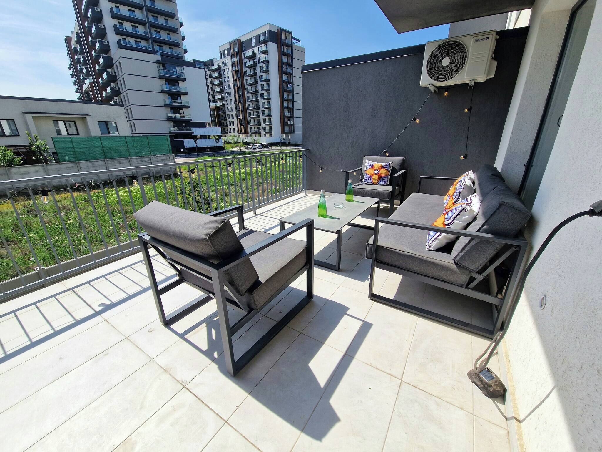 Apartment, 1 Bedroom, Accessible, Smoking | Balcony