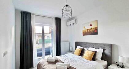 Sector3 Modern Plus Large Terrace 25min Old Town