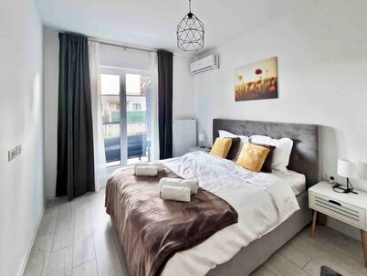 Sector3 Modern Plus Large Terrace 25min Old Town