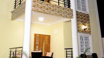 Villa, 4 Bedrooms, Smoking | Exterior