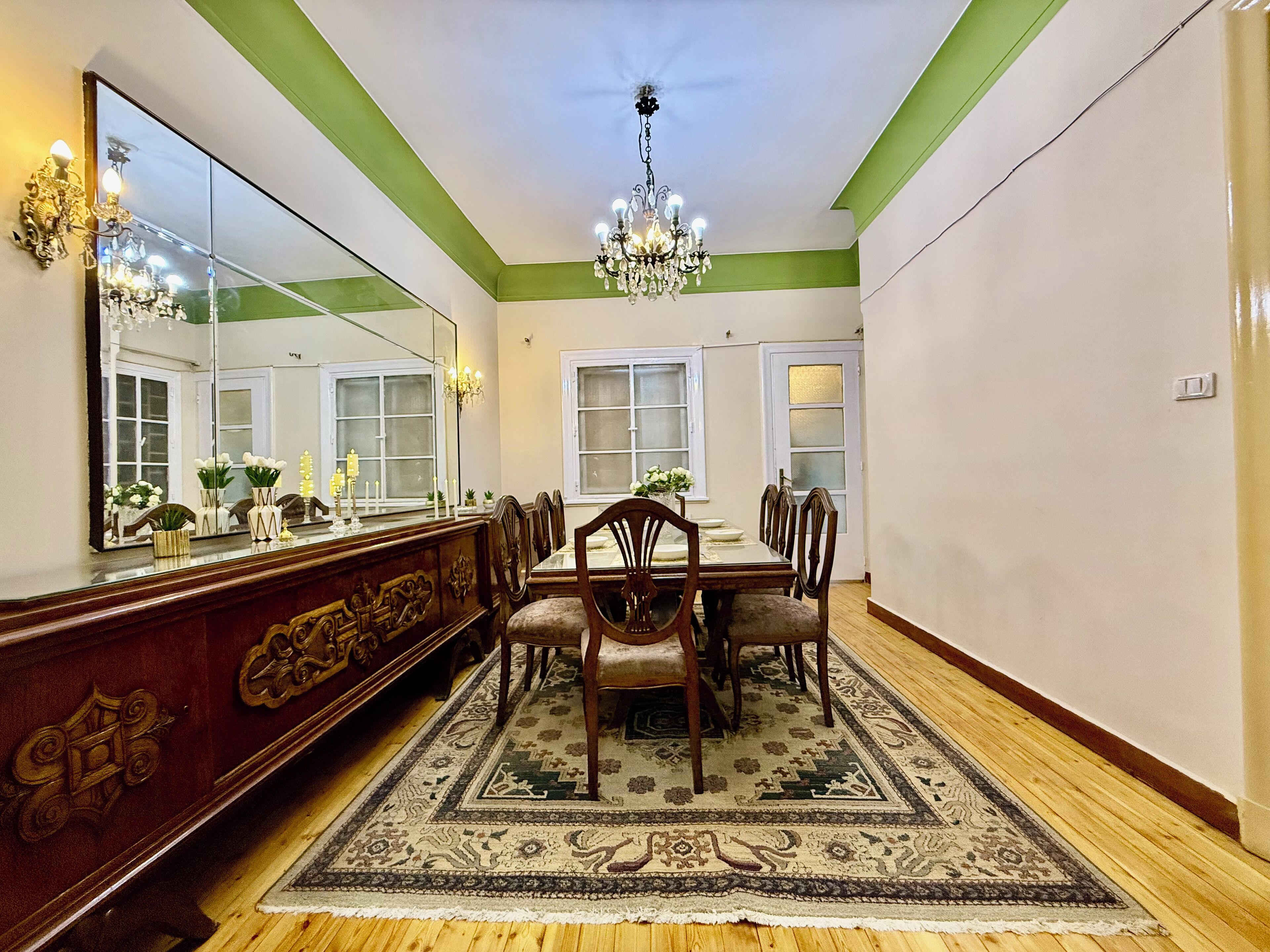 Deluxe-Apartment, 3 Schlafzimmer, Balkon, Stadtblick | Speisen