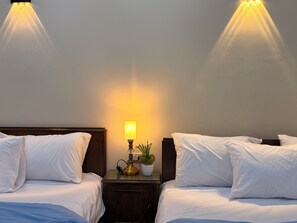 Deluxe-Apartment, 3 Schlafzimmer, Balkon, Stadtblick | Bettwäsche aus ägyptischer Baumwolle, hochwertige Bettwaren