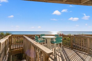 Outdoor dining - Beachfront Townhome! GO-JO Getaway! Coastal Comfort, 2BR Sleeps 6 (Panama City Beach)