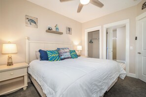 2 bedrooms, iron/ironing board, free WiFi, bed sheets - Promo! Third Floor Condo, Oceanfront, Private Hot Tub, Pool, and Free Wifi! (Lincoln City)
