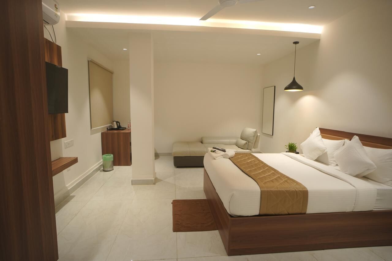 Laptop workspace, free WiFi