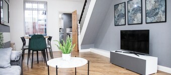 Peaceful 2-Bed House | Short and Long stay | Parking