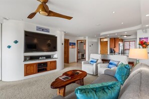 Condo, 2 Bedrooms | Living area - Menehune Shores, #522 2 Bedroom Condo (Kihei)