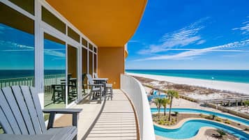 Condo, 2 quartos | Área da propriedade