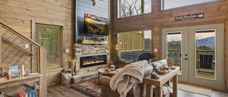 Maison, 2 chambres | Aire de séjour | Téléviseur connecté