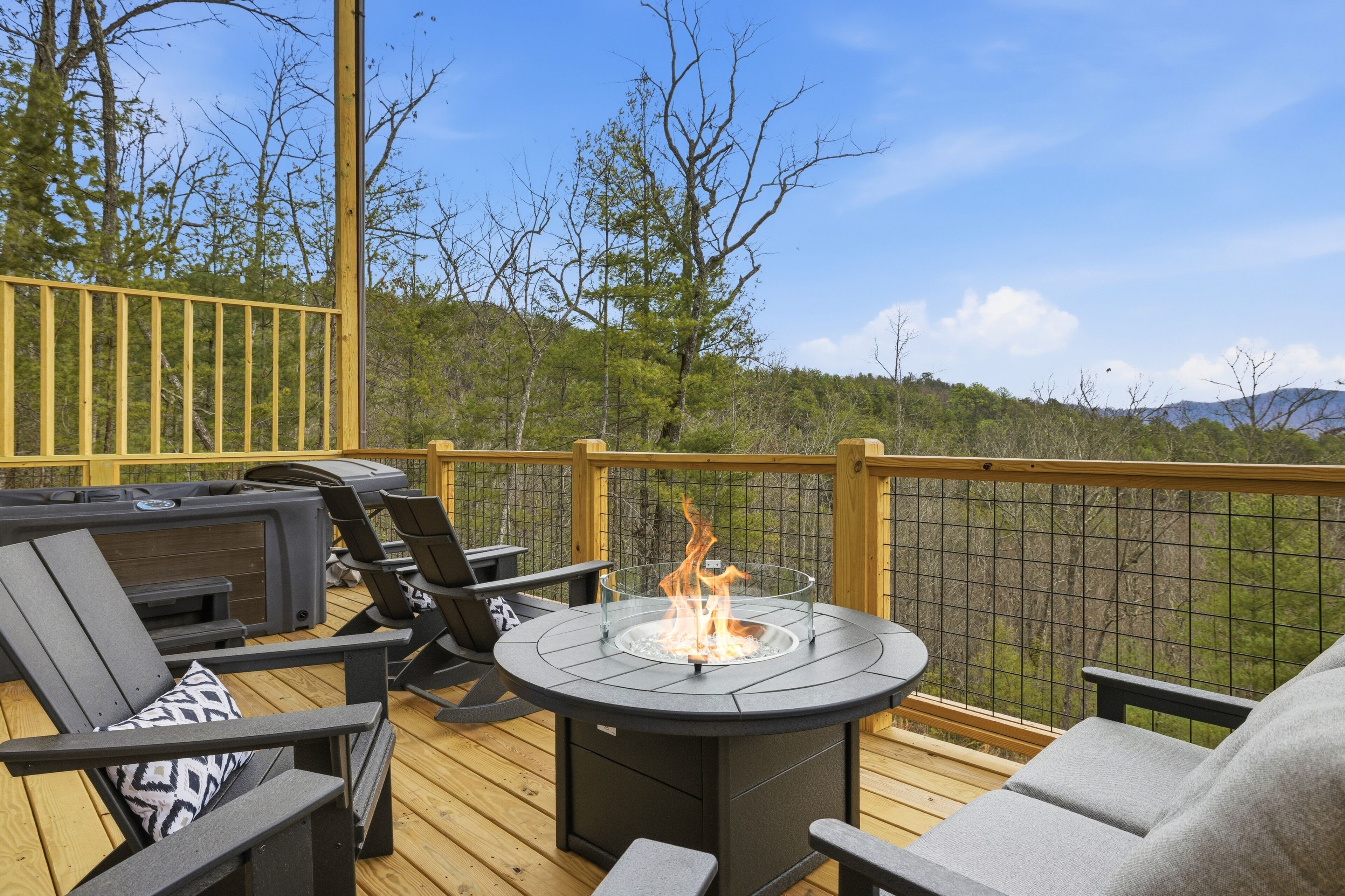 House, 2 Bedrooms | Property grounds