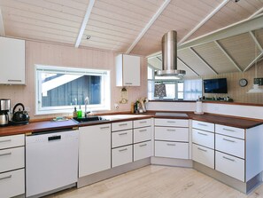 House | Interior - 4 Star Holiday Home in Horve (Horve)