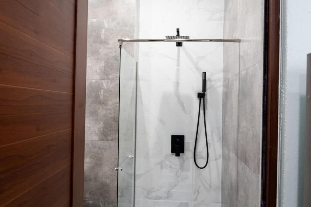 Apartment, 2 Schlafzimmer | Badezimmer