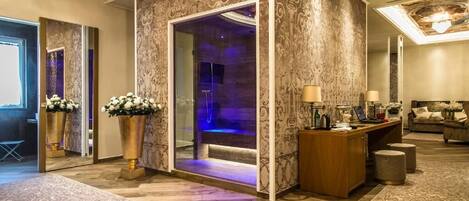 Deluxe Suite, Private Pool, Sea View | Spa | Sauna, hot tub, steam room, Swedish massages, sports massages