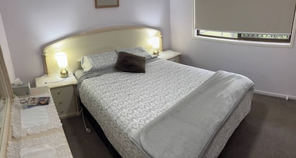 Room-cozy Quiet Beach Room R1