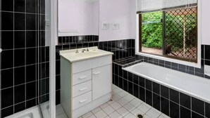 Unclassified image, 5 of 17, button - Room-cozy Quiet Beach Room R1 (Brisbane)