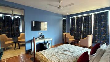 Solo Suite Room | Free WiFi