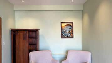 Solo Suite Room | Free WiFi