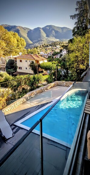Outdoor pool - EXOTIC LUXURY APARTMENT: Sea Breeze Central (Lefkada)