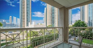 Property grounds - LUX The Downtown Blvd Suite (Dubai)
