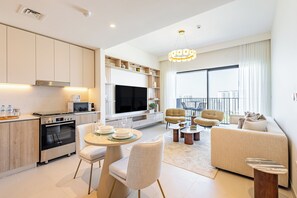 Interior - Superhost - 1BR Apartment, Balcony, Pool & Gym , Dubai Hills (Dubai)