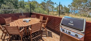 Outdoor dining - Mitchell Circuit Basecamp - 10B Mitchell Circuit (Jindabyne)