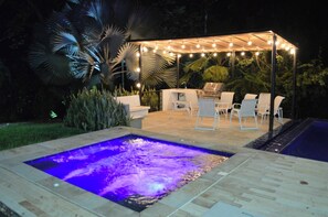Outdoor dining - COMPLETE HOUSE IN EXCLUSIVE CONDOMINIUM WITH PRIVATE POOL AND PLAYGROUND (PETFRIENDLY) (Anapoima)