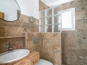 Bungalow, Garden View | Bathroom - PASO CHICO GRAN CANARIA (San Bartolomé de Tirajana)