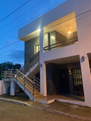 Exterior - Apartamento Moderno y Acogedor cerca de la Playa (Cabrera)