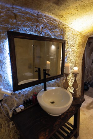 Bathroom - roca cappadocia suites (Ürgüp)