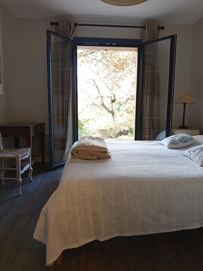 4 bedrooms, iron/ironing board, Internet, bed sheets - Villa Isabelle LEDOGAR (Saint-Paul-en-Forêt)