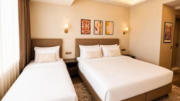 Deluxe Triple Room with Galata Tower View | Wi-fi percuma, cadar katil