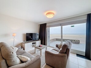 TV - Flat Petit Cuberdon - De Panne (De Panne)