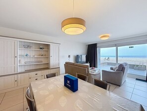 Dining - Flat Petit Cuberdon - De Panne (De Panne)