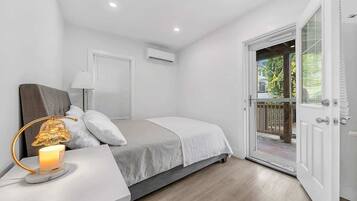 Bureau, Wi-Fi, literie fournie