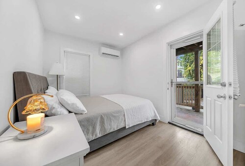 3BR Hotel Alternative - Walk to Kendall Square