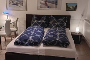 Iron/ironing board, WiFi, bed sheets - Cozy apartment in the countryside on the Unterberg (Kössen)