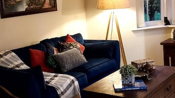 Ferienhaus, 3Â Schlafzimmer | Wohnzimmer | BĂŒcher