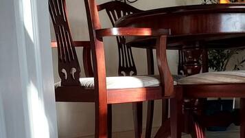 Maison, 3 chambres | Restauration